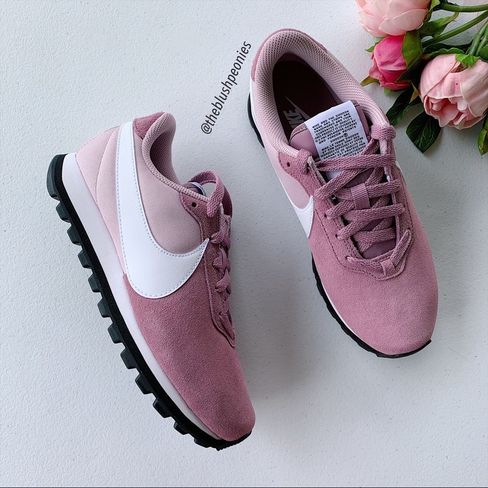 Nike W Pre-Love O.X. NWT - Picture 2 of 13